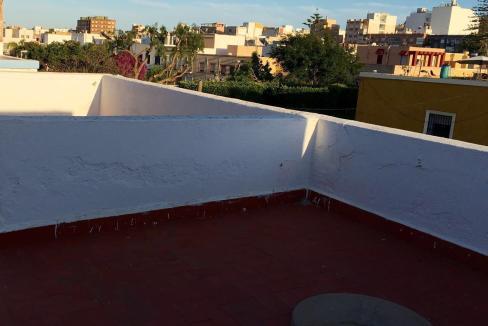 Terraza solarium de vivienda en Ciudad Jardín, Almería