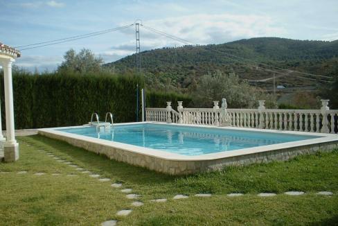 Fotografía de piscina de finca a la venta en término municipal de Coín, provincia de Málaga