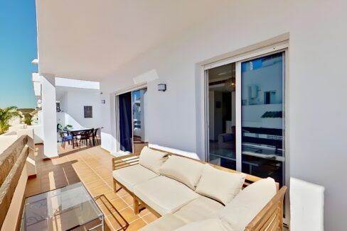 AYRE ESTATES comercializa este apartamento de dos dormitorios y dos baños, en Valle Romano, Estepona (4)