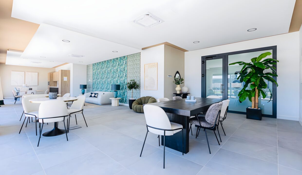 AYRE ESTATES presents this home in OASIS365, on the Golden Mile, Estepona (41)