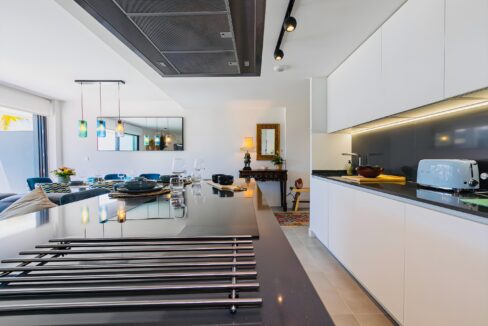 AYRE ESTATES presents this home in OASIS365, on the Golden Mile, Estepona (54)