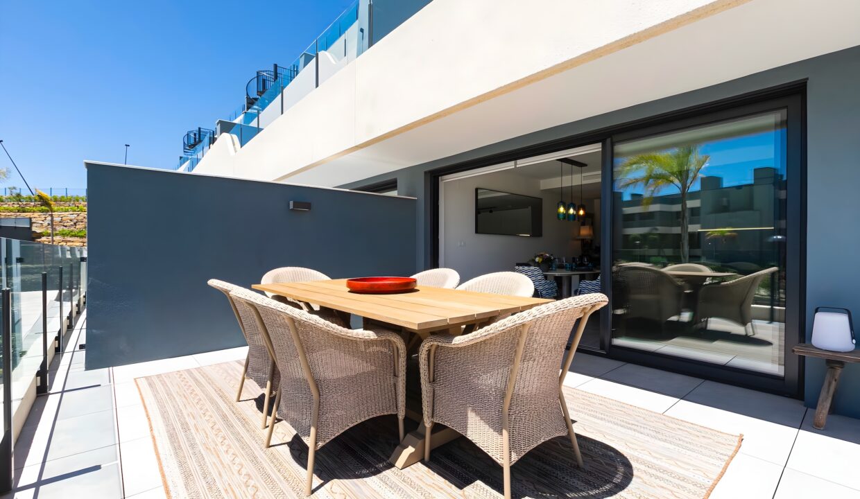 AYRE ESTATES presents this home in OASIS365, on the Golden Mile, Estepona (64)