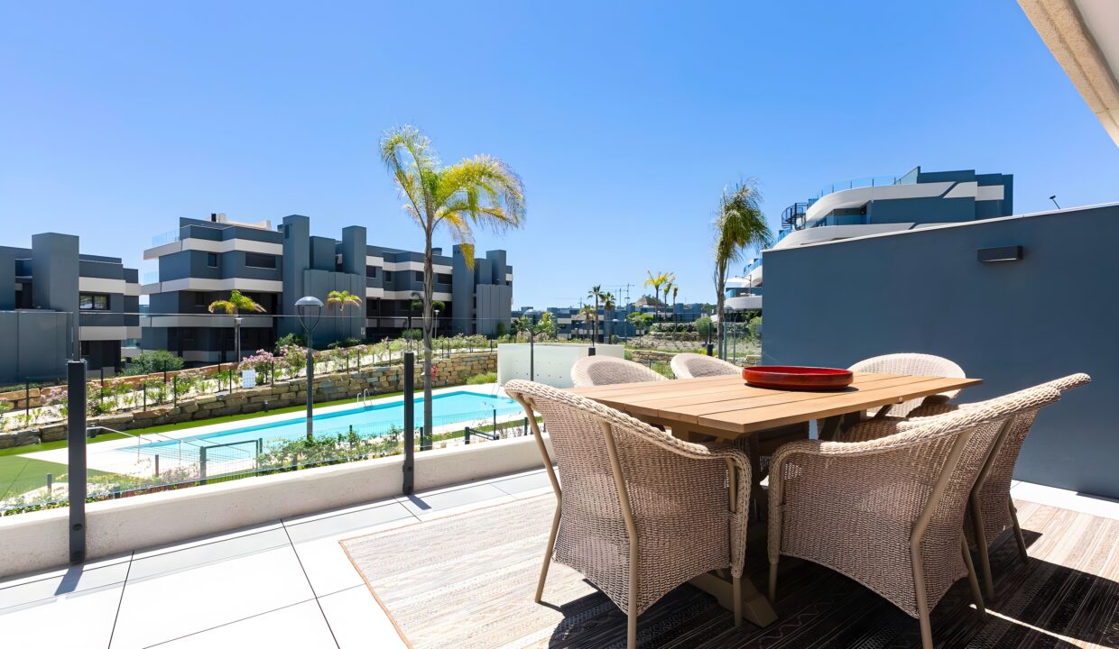 AYRE ESTATES presents this home in OASIS365, on the Golden Mile, Estepona (65)