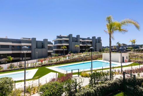 AYRE ESTATES presents this home in OASIS365, on the Golden Mile, Estepona (71)