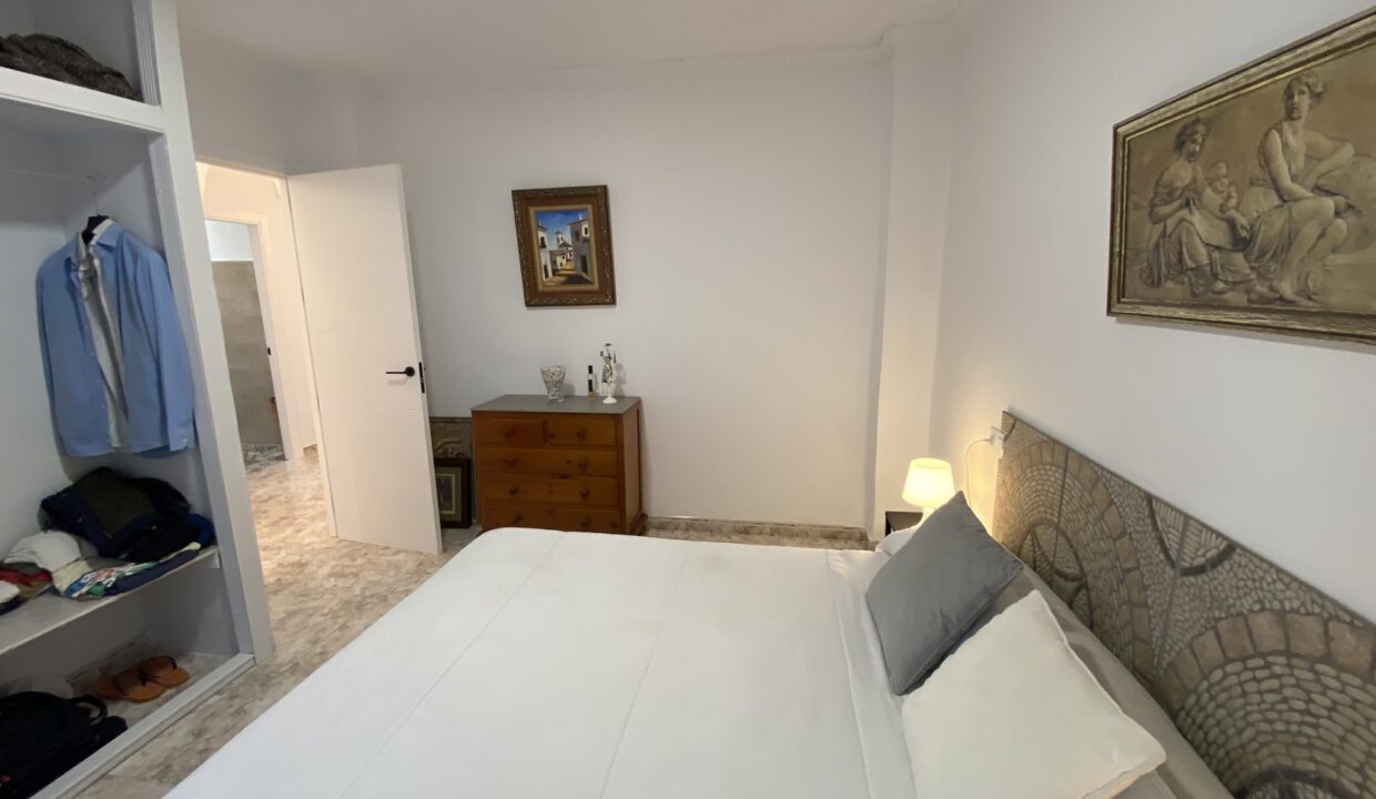 chambre au rez-de-chaussée (1)