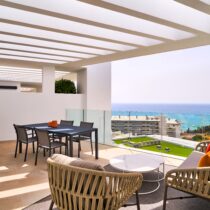 Terraza de Higuerón Bay Residences, Fuengirola; vistas según vivienda