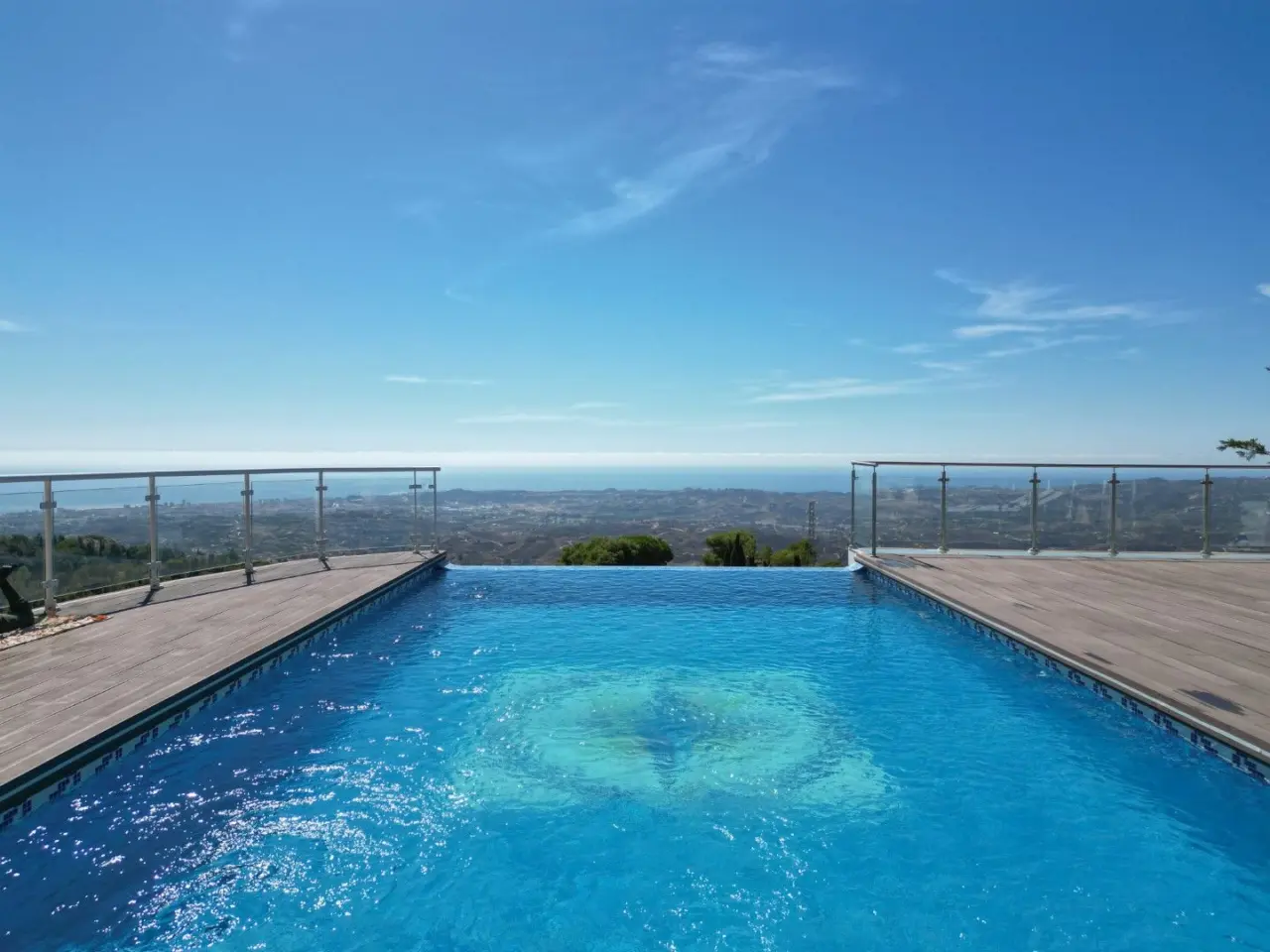 Villa Paraíso Latino en Urbanización Alta Verde, Mijas venta -AYRE ESTATES