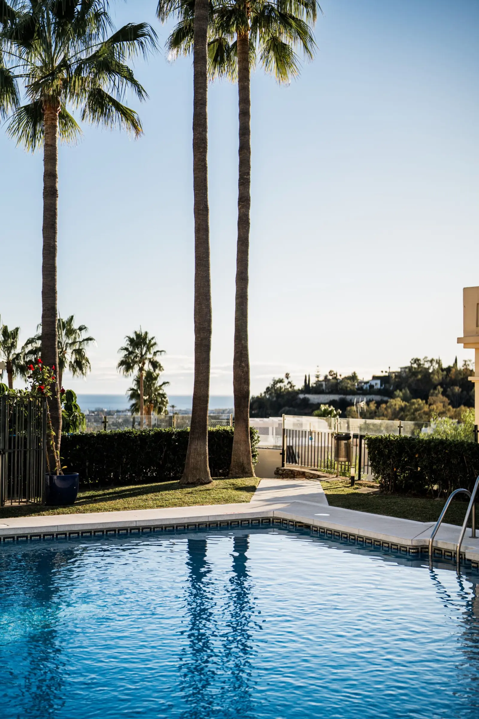 Fabulosa casa adosada con vistas al mar, montaña y golf en la Quinta