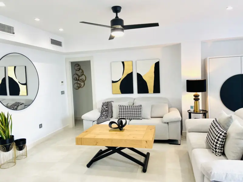 Fabulosa vivienda junto a la playa en venta en Torremolinos
