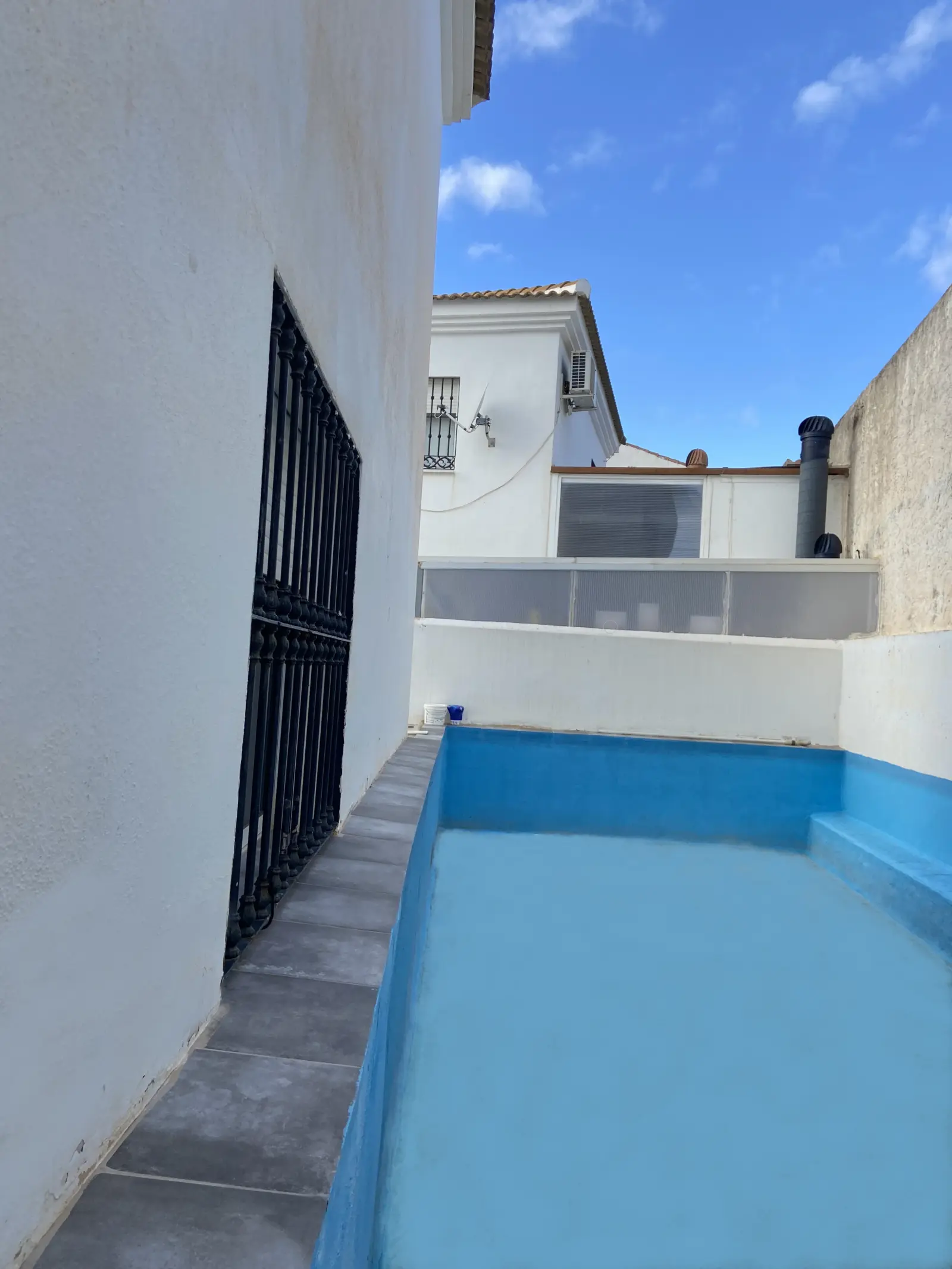 piscina de chalet puerto de la torre