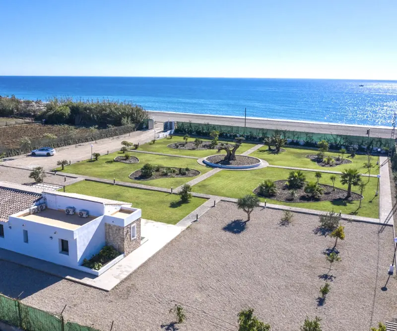 Villa primera línea de playa