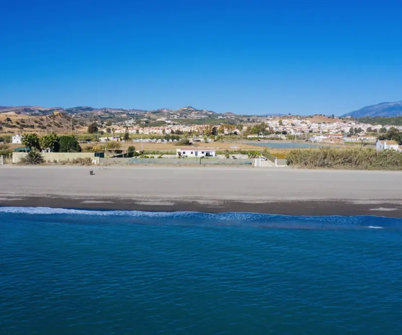 Villa primera línea de playa