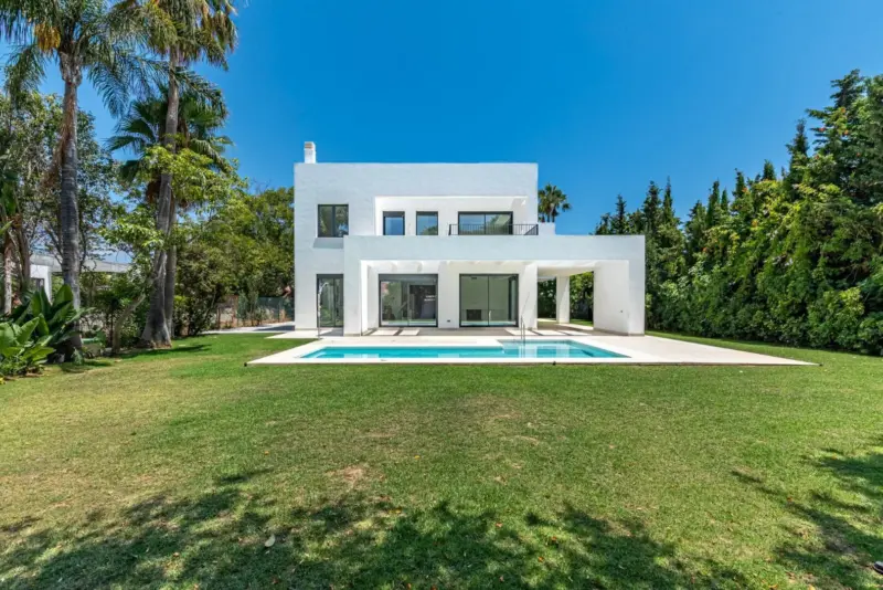 Villa a la venta en Atalaya a estrenar